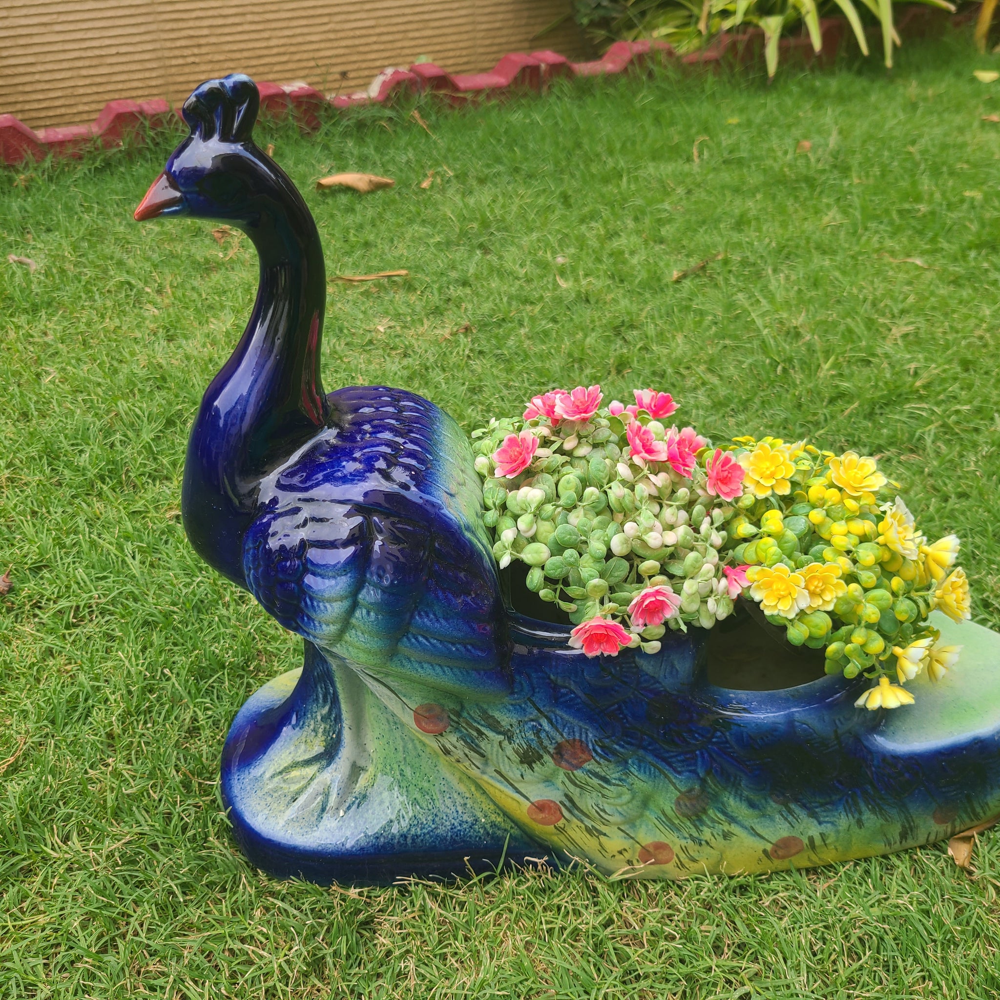 Gardens Accessories  ceremic Peacock planter pack of 1